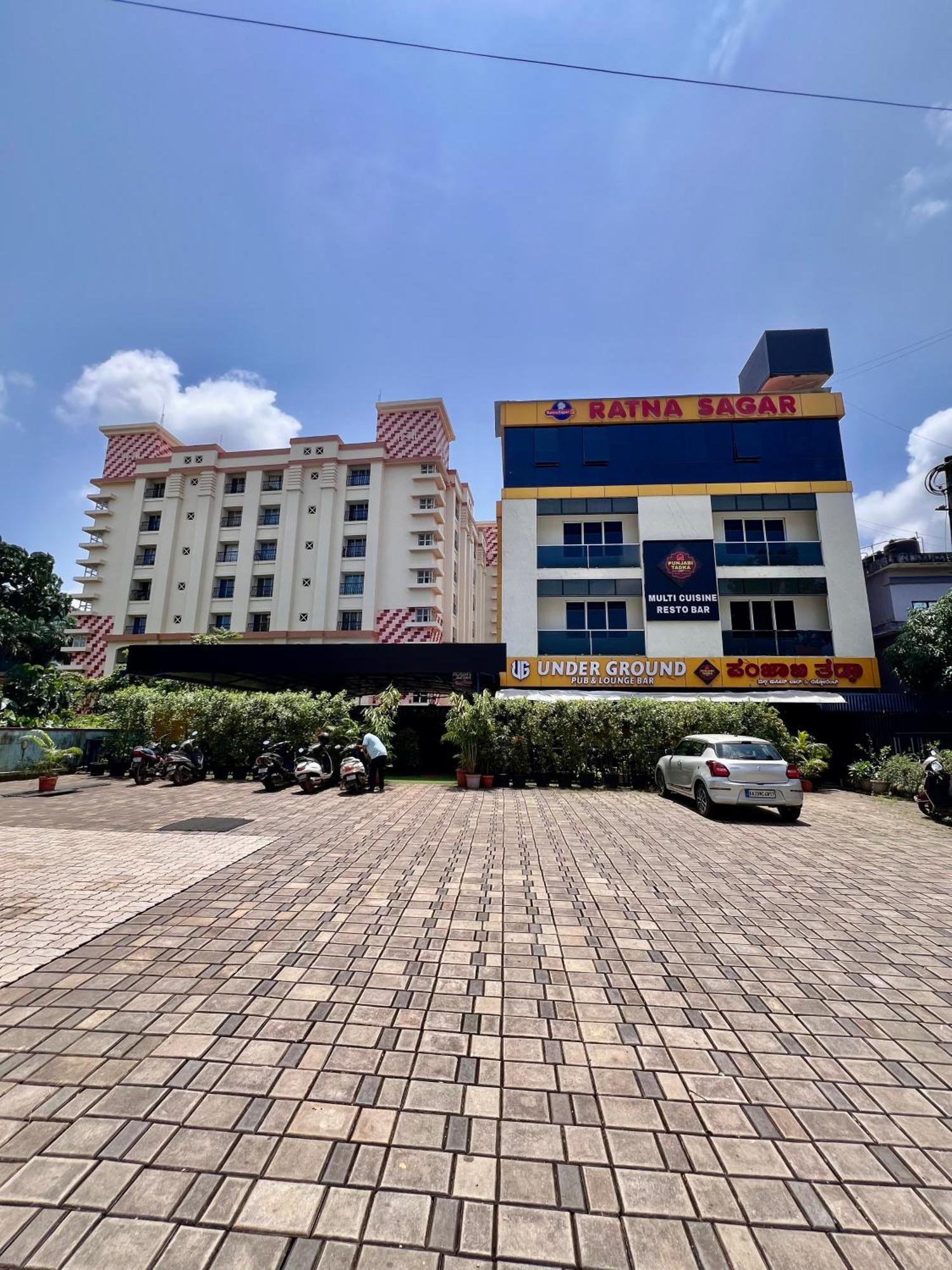 Ratna Sagar Hotel Manipal Exterior photo